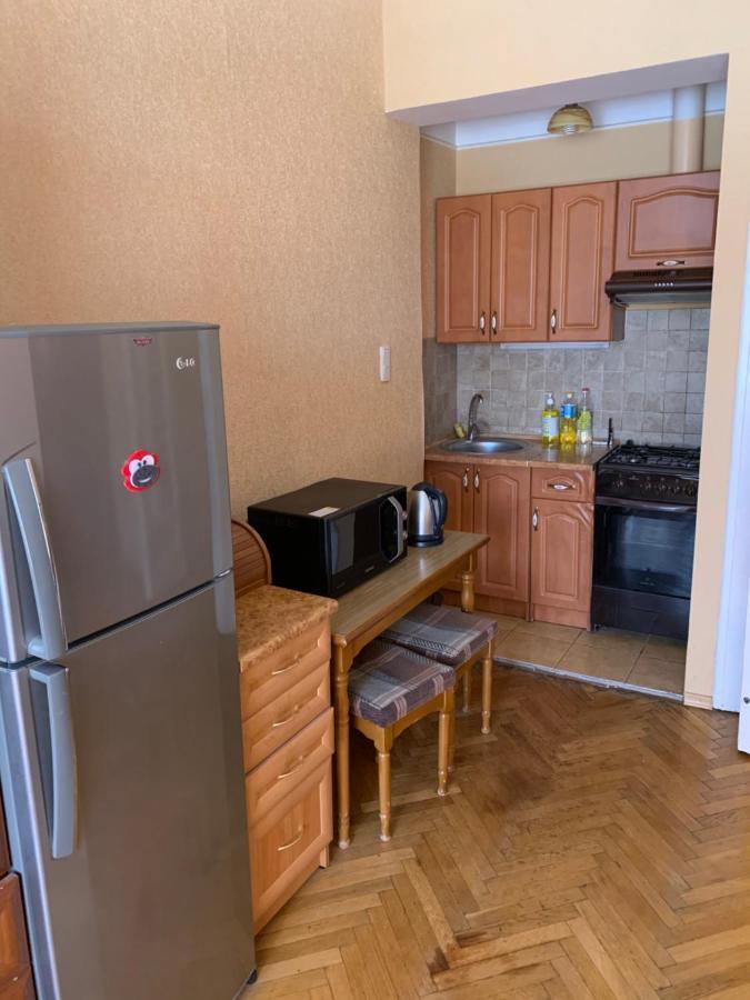 Apartment On Hoholya Street Czerniowce Zewnętrze zdjęcie